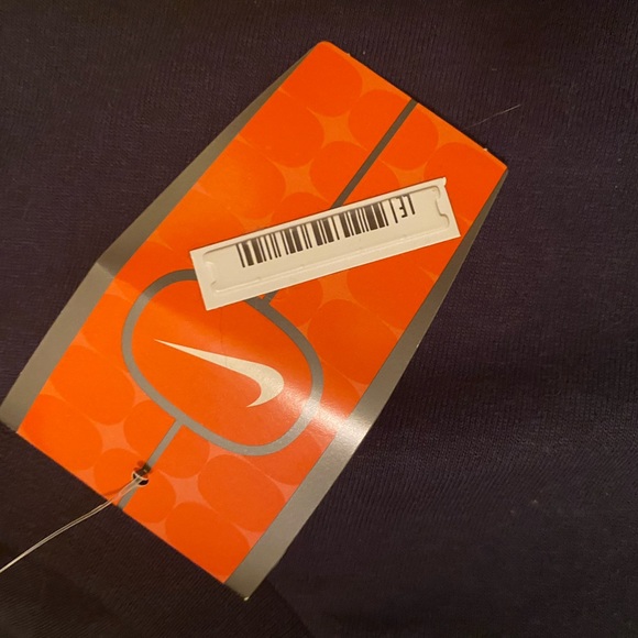 Nike Shirt XL - Picture 4 of 5